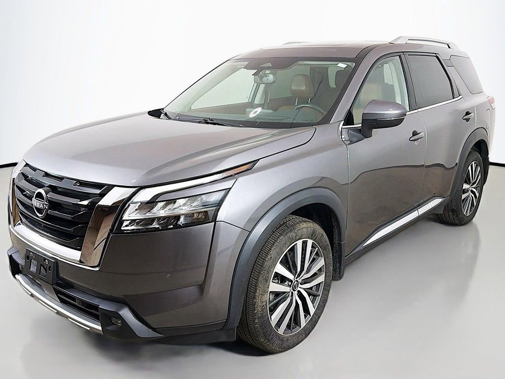 Used 2022 Nissan Pathfinder Platinum w/ Cargo Package image 12