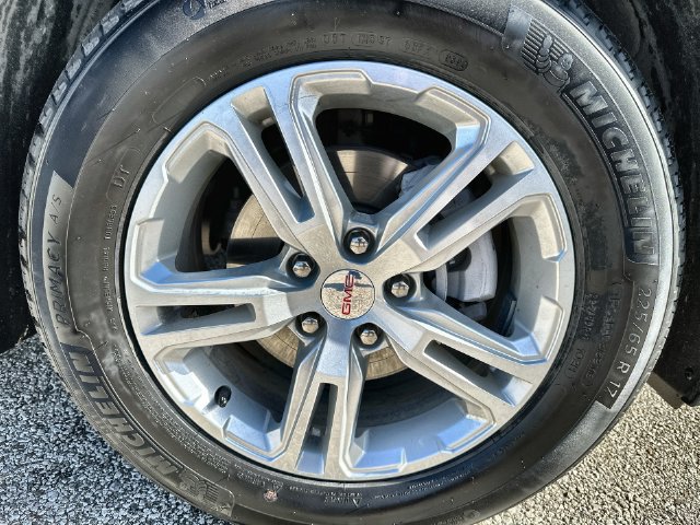 Certified 2024 GMC Terrain SLE w/ Driver Convenience Package FWD image 22