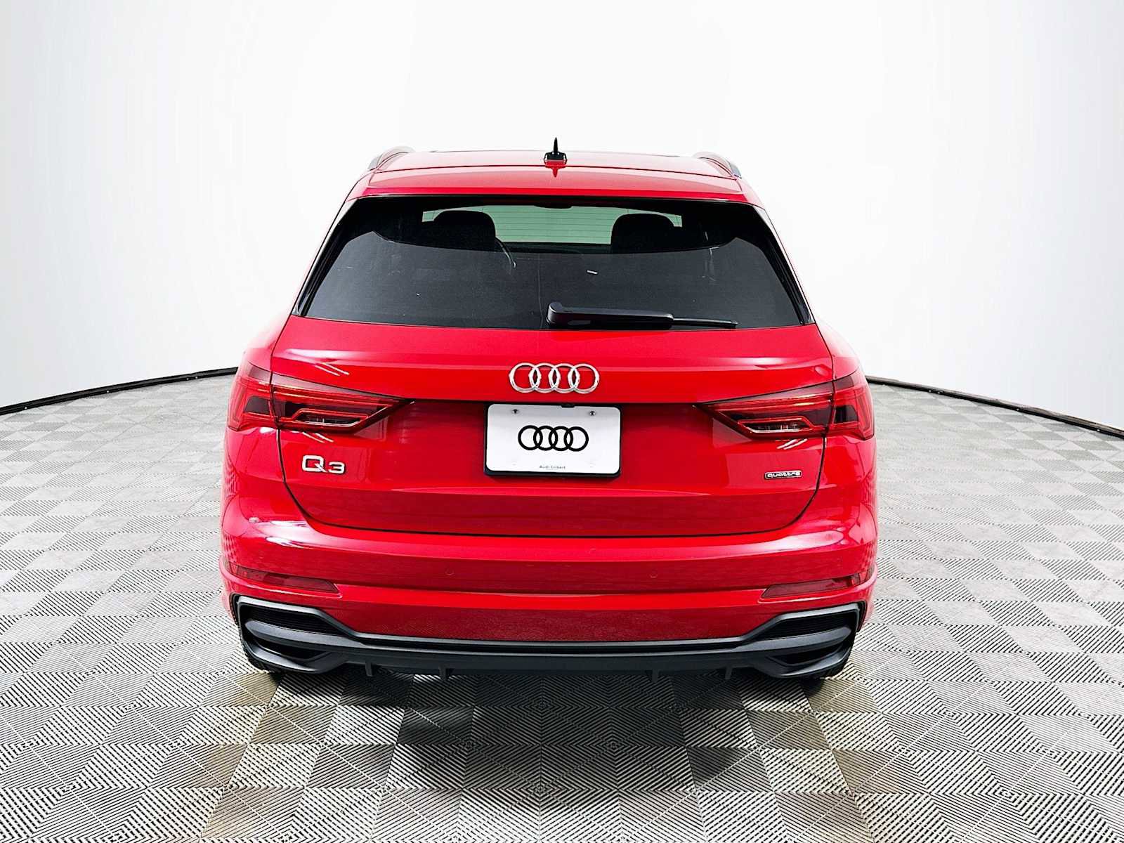 Certified 2023 Audi Q3 2.0T Premium Plus w/ Premium Plus Package AWD/4WD image 6