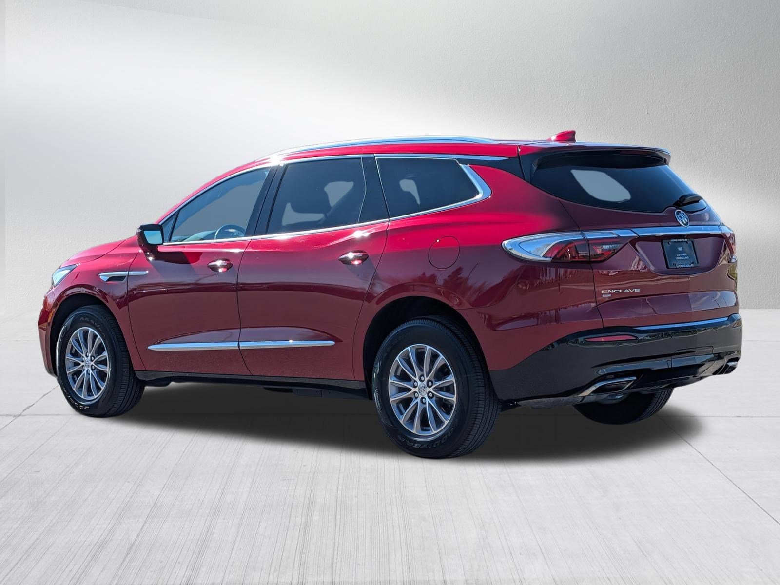 Used 2024 Buick Enclave Essence w/ Trailering Package, 5000 lbs. AWD/4WD image 4