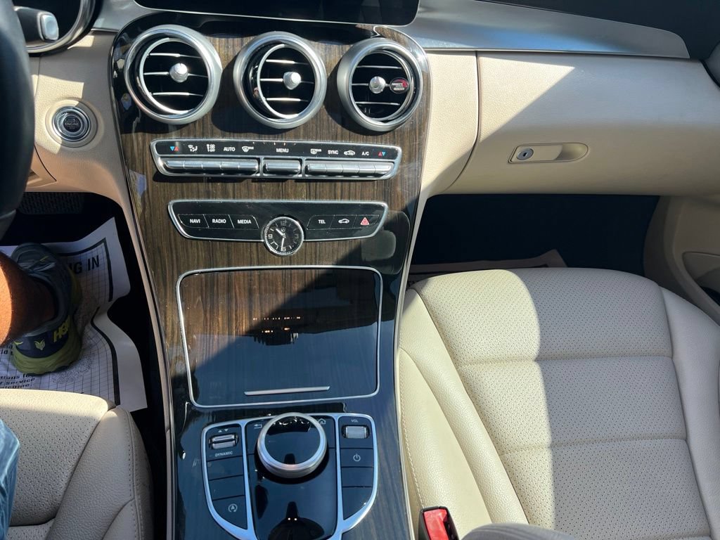 Used 2021 Mercedes-Benz C 300 Sedan image 30