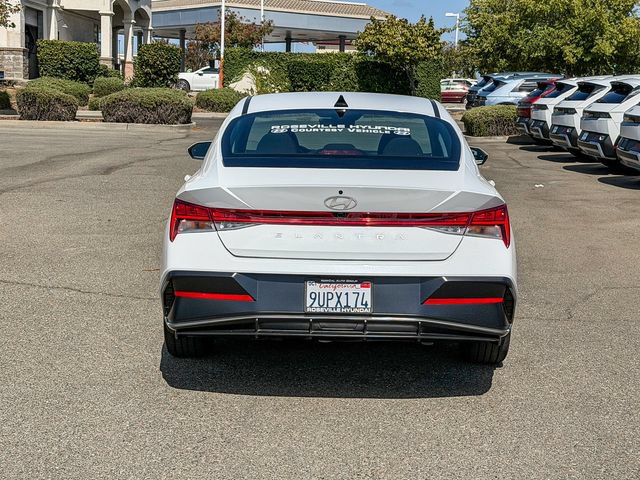 Used 2025 Hyundai Elantra SEL FWD image 4