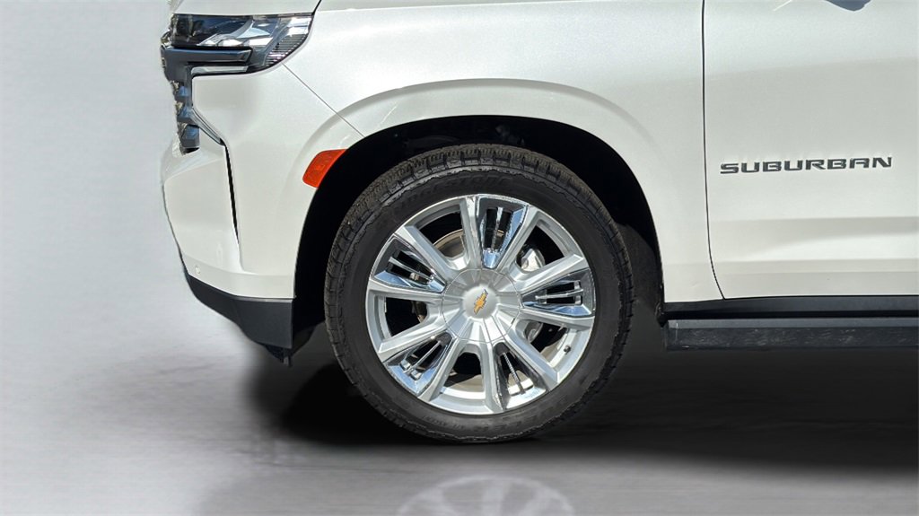 Used 2021 Chevrolet Suburban High Country image 21