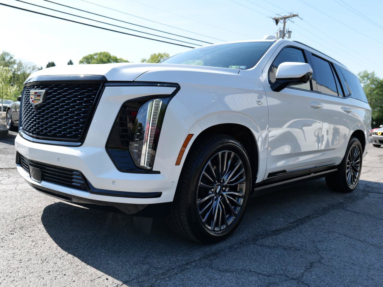 Used 2025 Cadillac Escalade Sport Platinum w/ LPO, Floor Liner Package AWD/4WD image 73