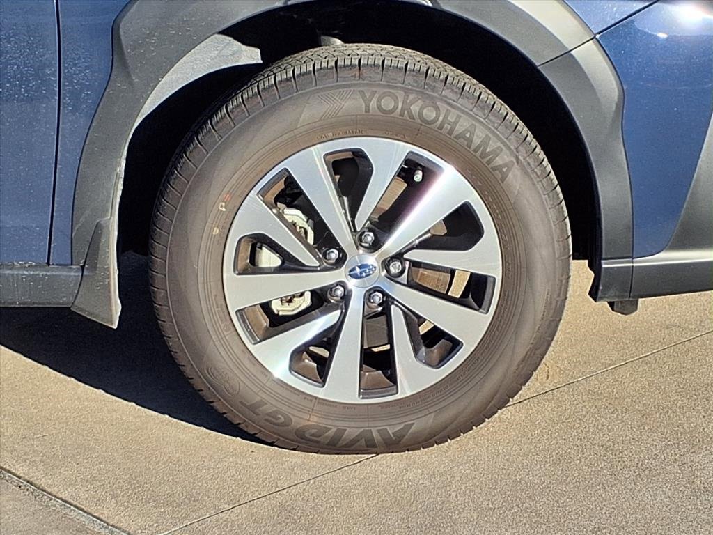 Certified 2025 Subaru Outback Premium image 26