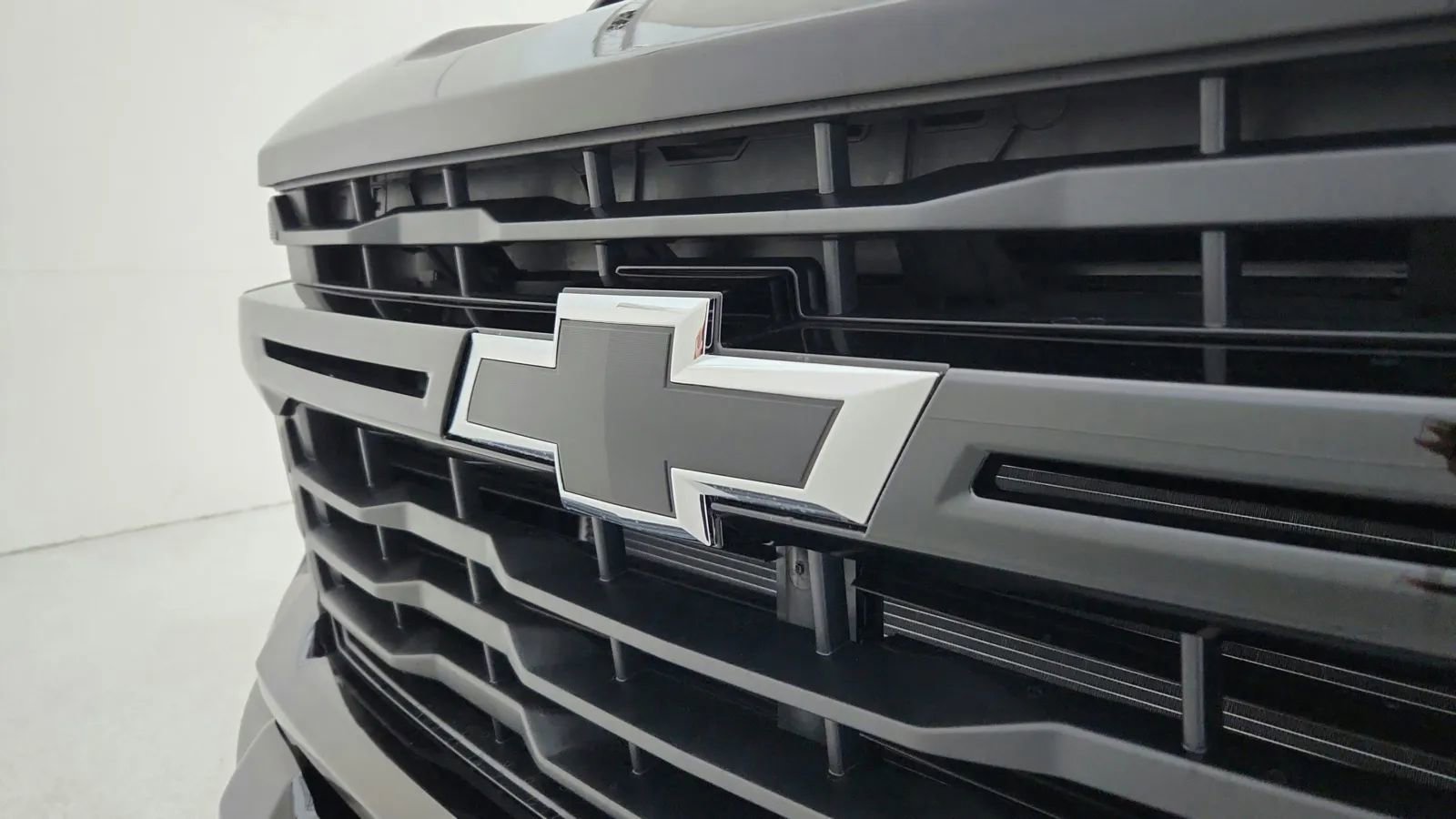 Used 2024 Chevrolet Silverado 2500 Custom w/ Custom Convenience Package image 39