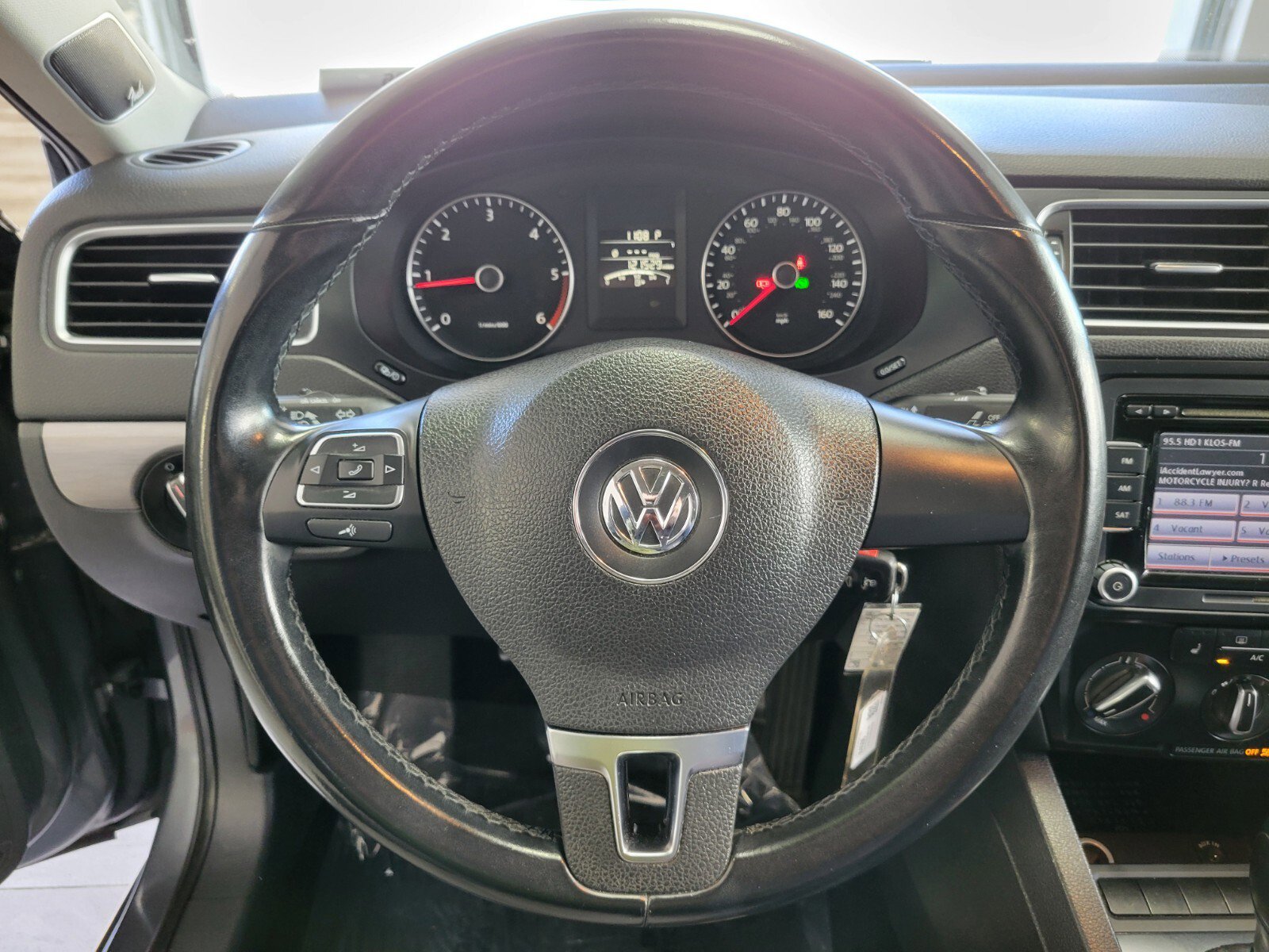Used 2013 Volkswagen Jetta TDI image 21