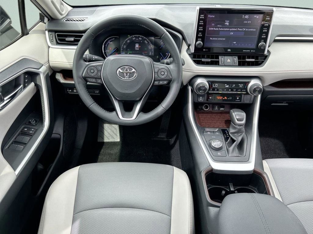 Used 2022 Toyota RAV4 Limited image 19