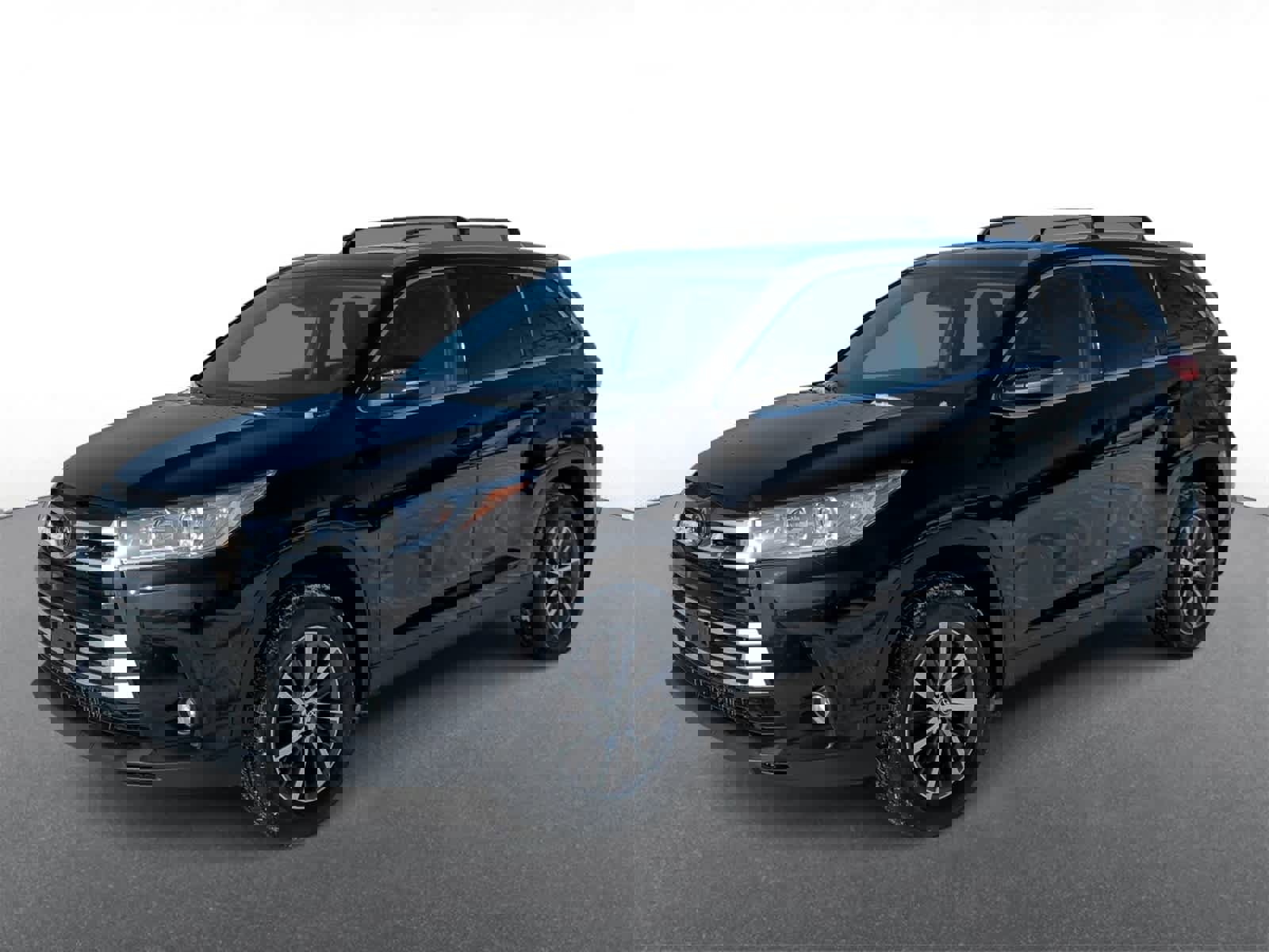 Used 2019 Toyota Highlander XLE image 4