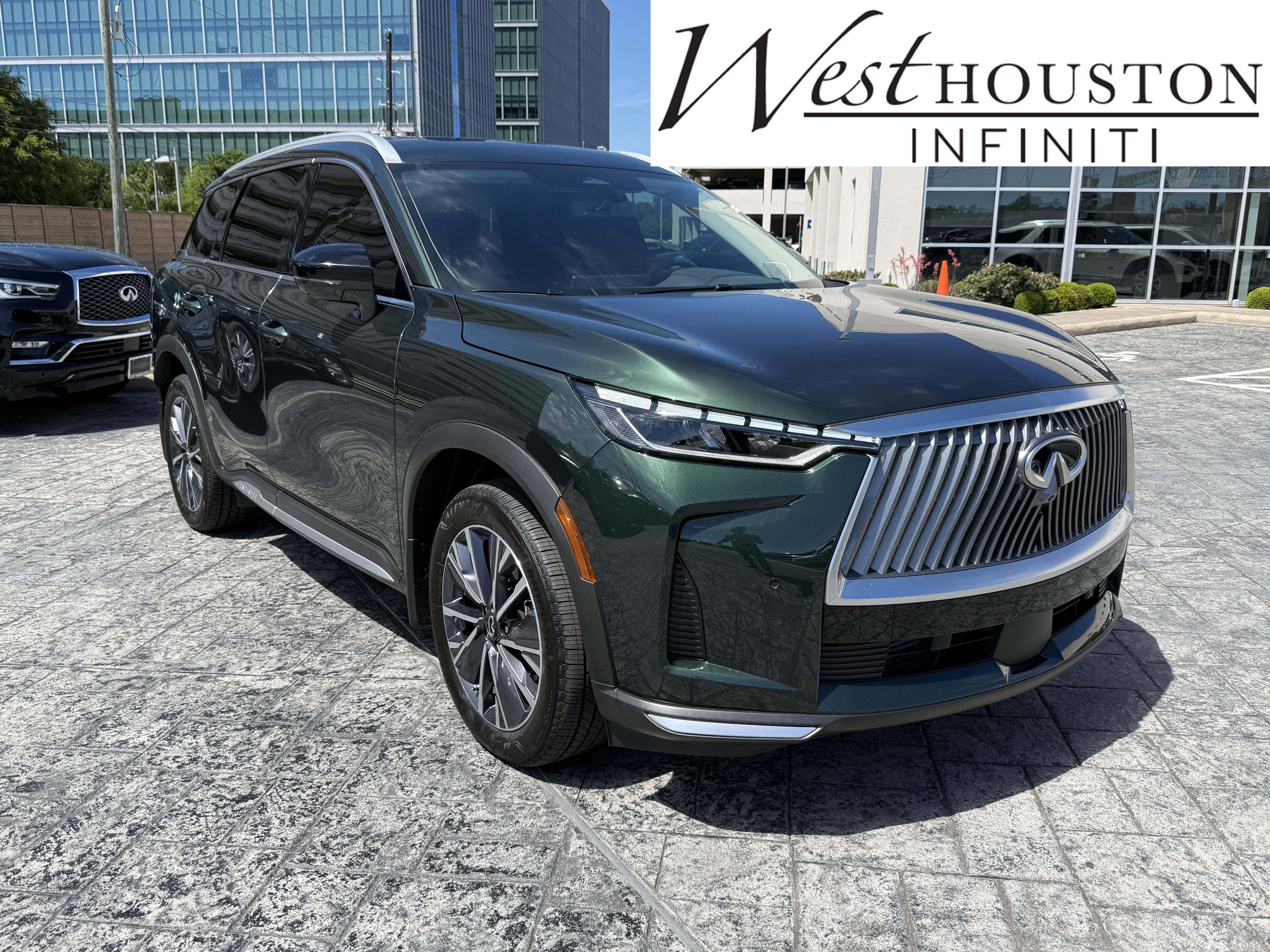 Certified 2026 INFINITI QX60 Luxe w/ Cargo Package image 1