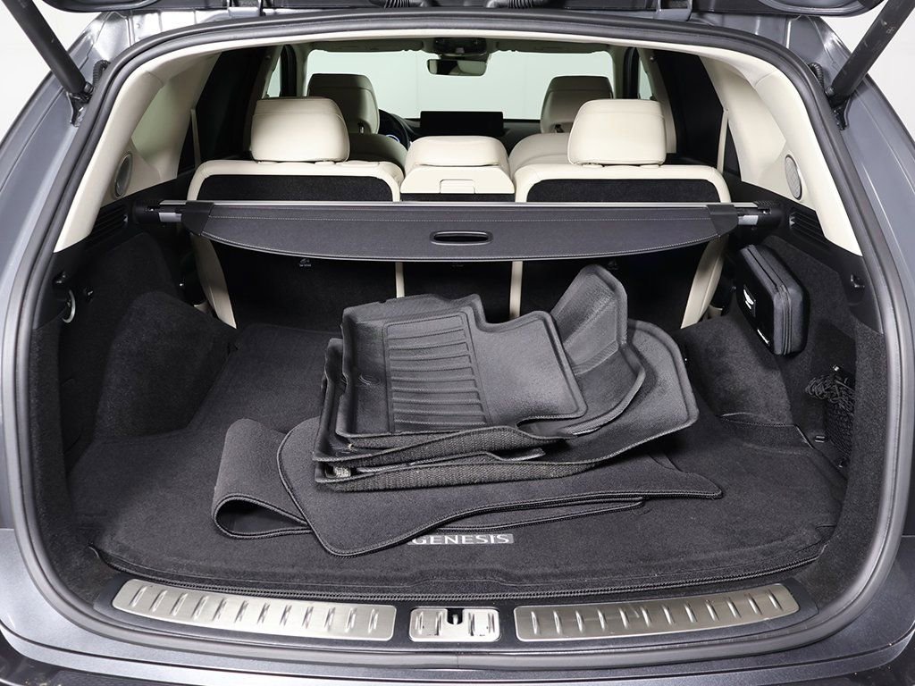 Used 2023 Genesis GV80 2.5T w/ Prestige Package image 23
