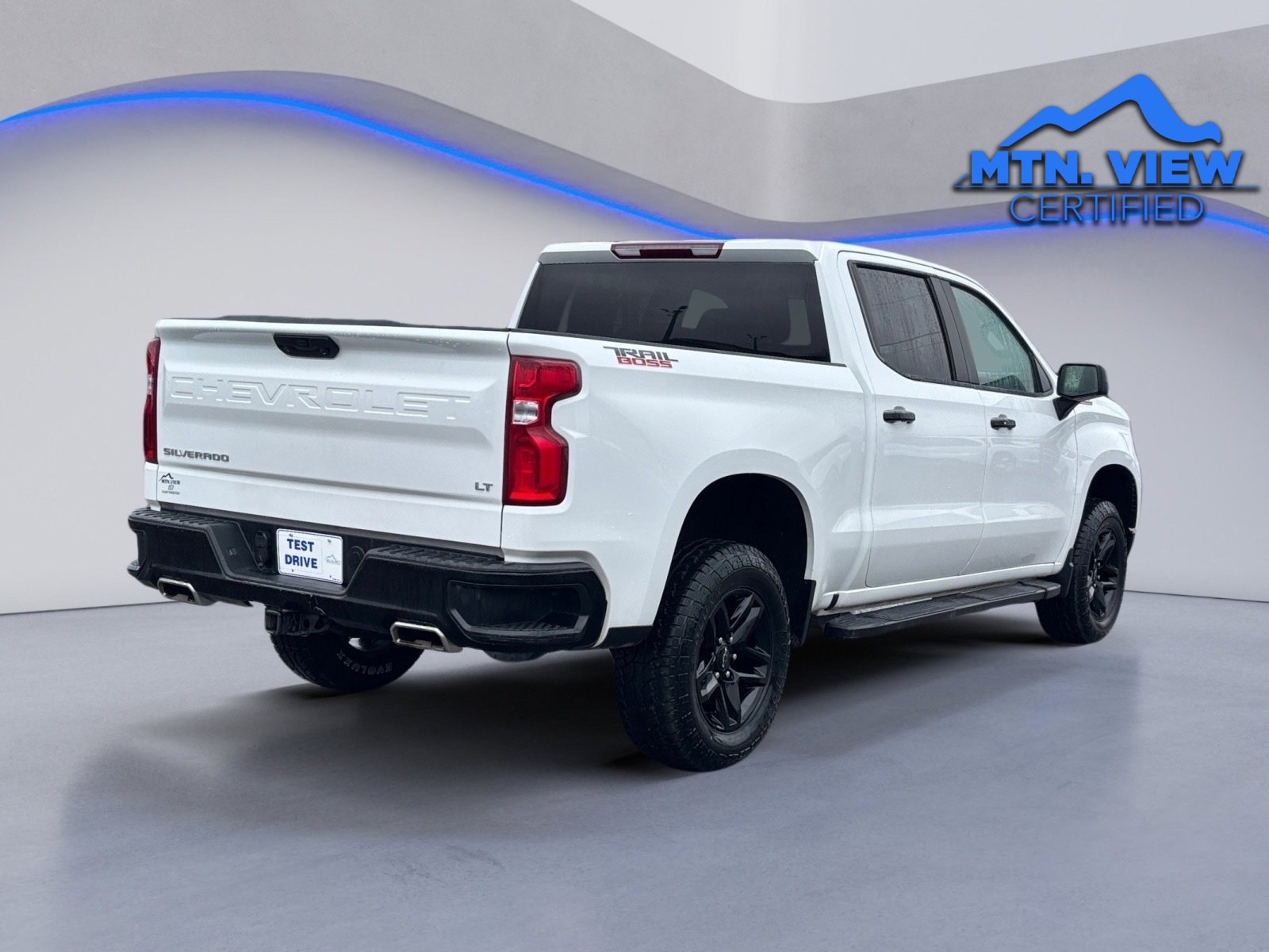 Used 2024 Chevrolet Silverado 1500 LT Trail Boss w/ Protection Package image 10