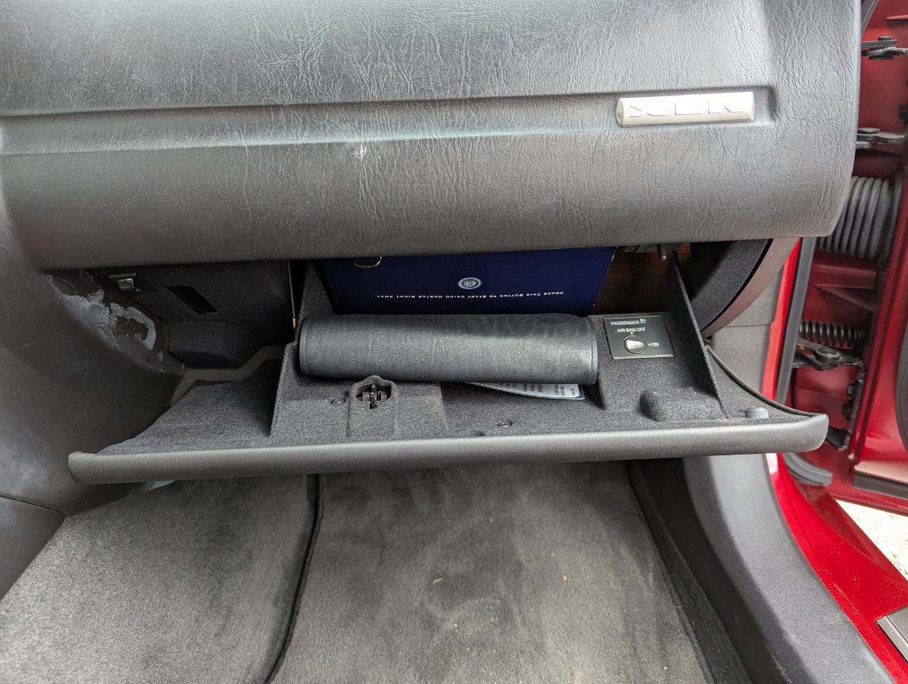 Used 2004 Cadillac XLR RWD image 36
