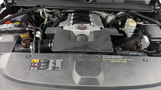 Used 2015 Cadillac Escalade ESV Premium RWD image 31