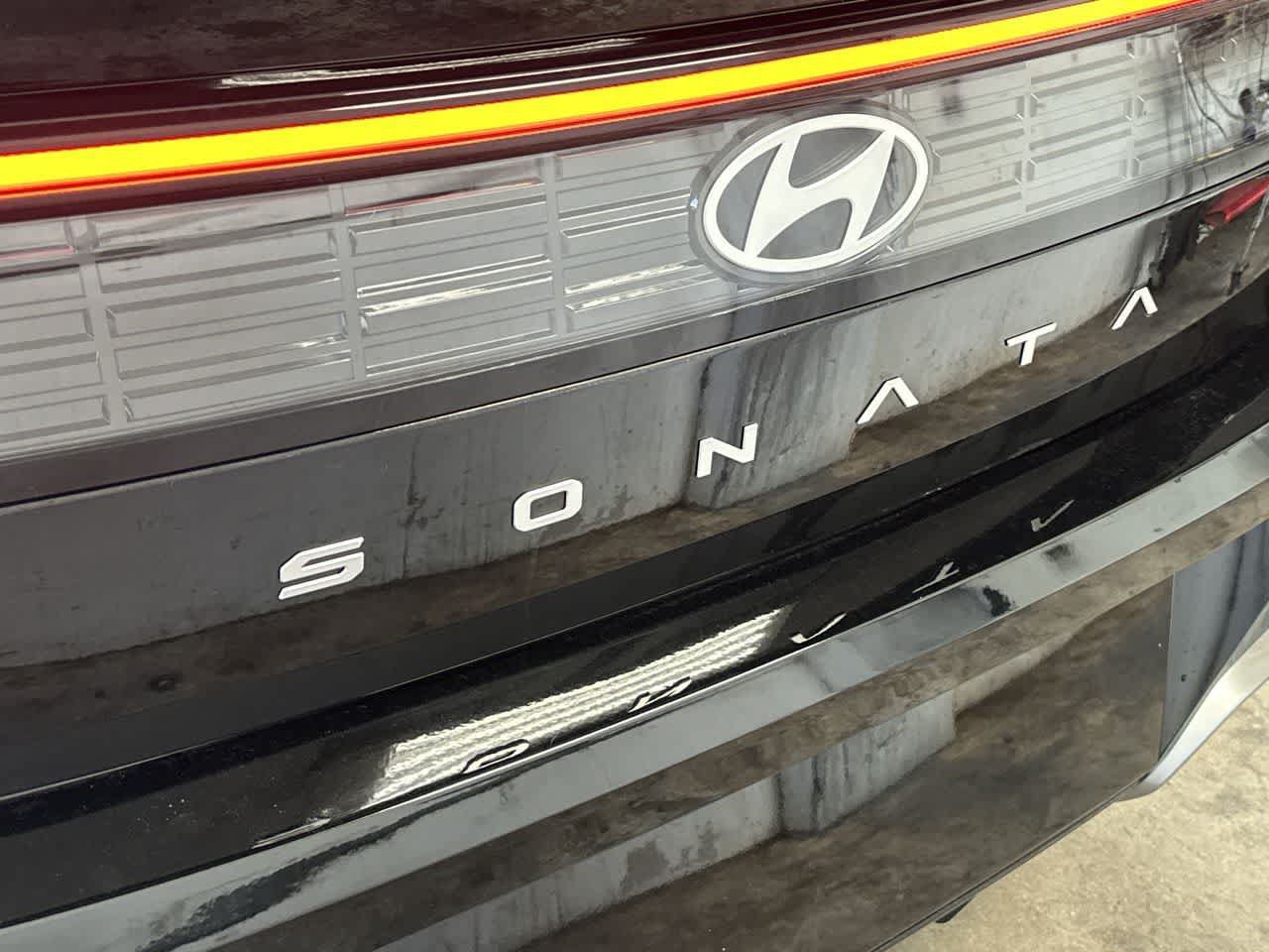 Used 2025 Hyundai Sonata SEL FWD image 10