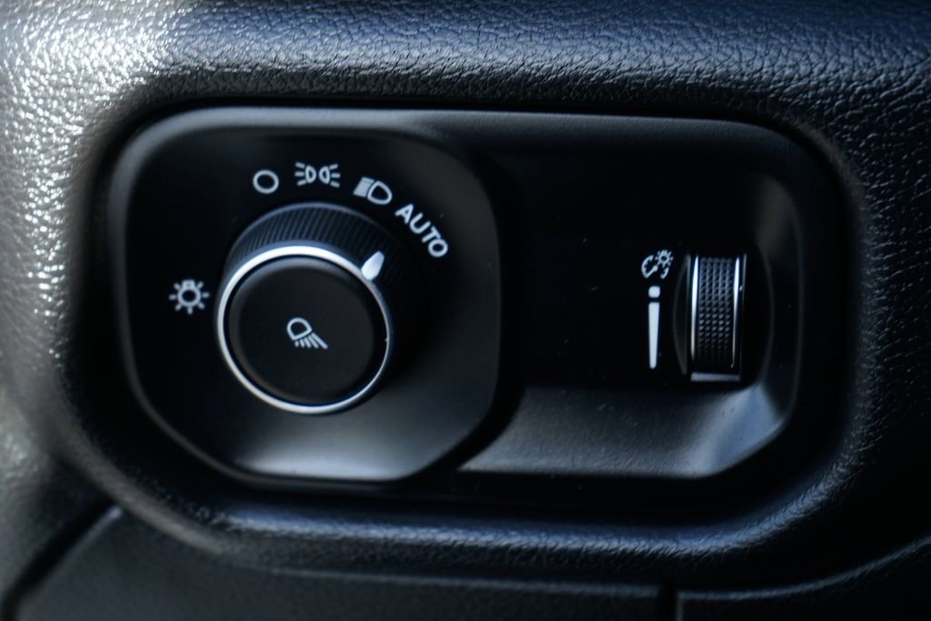 Used 2022 RAM 3500 Big Horn image 19