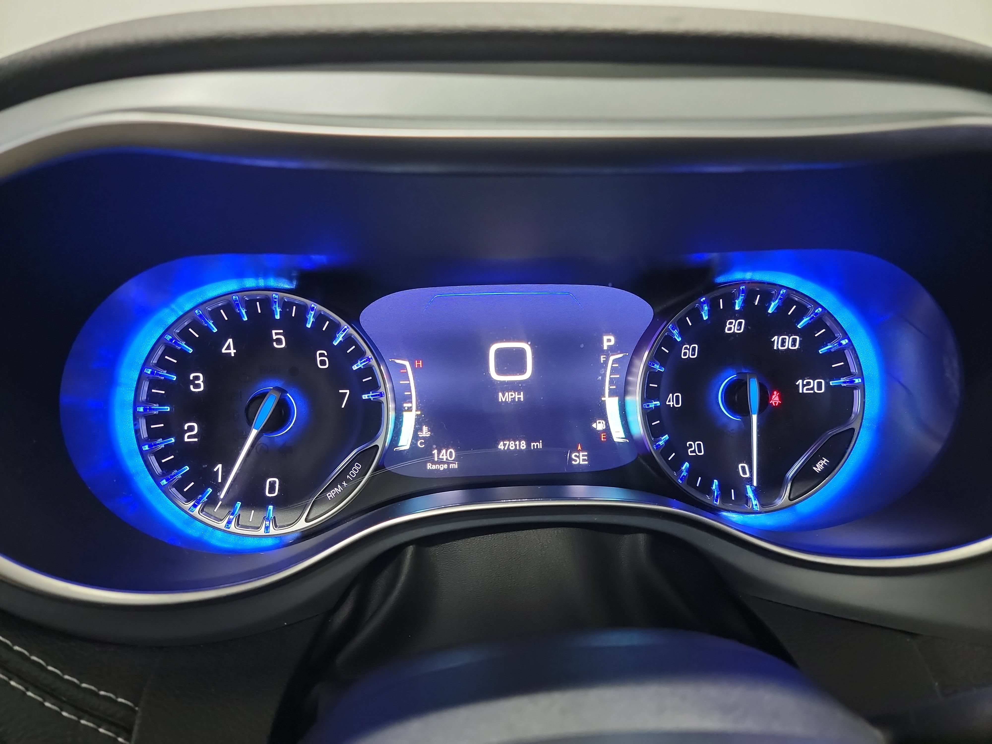 Used 2025 Chrysler Pacifica Limited FWD image 18