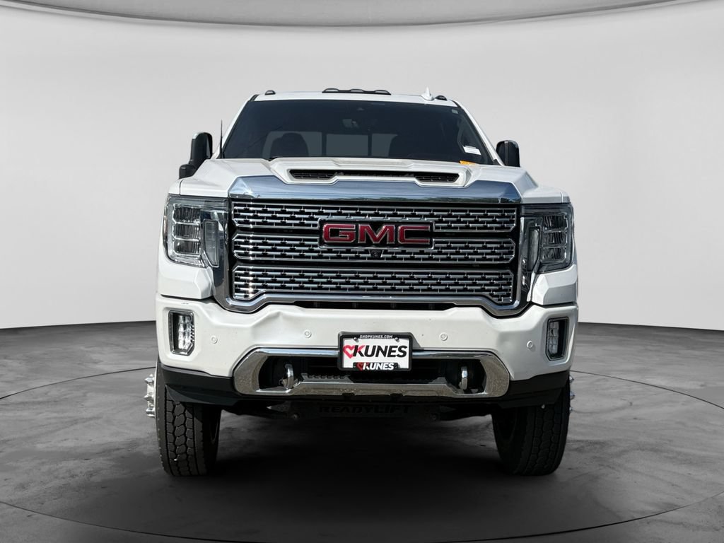 Used 2020 GMC Sierra 3500 Denali w/ Denali Ultimate Package AWD/4WD image 2