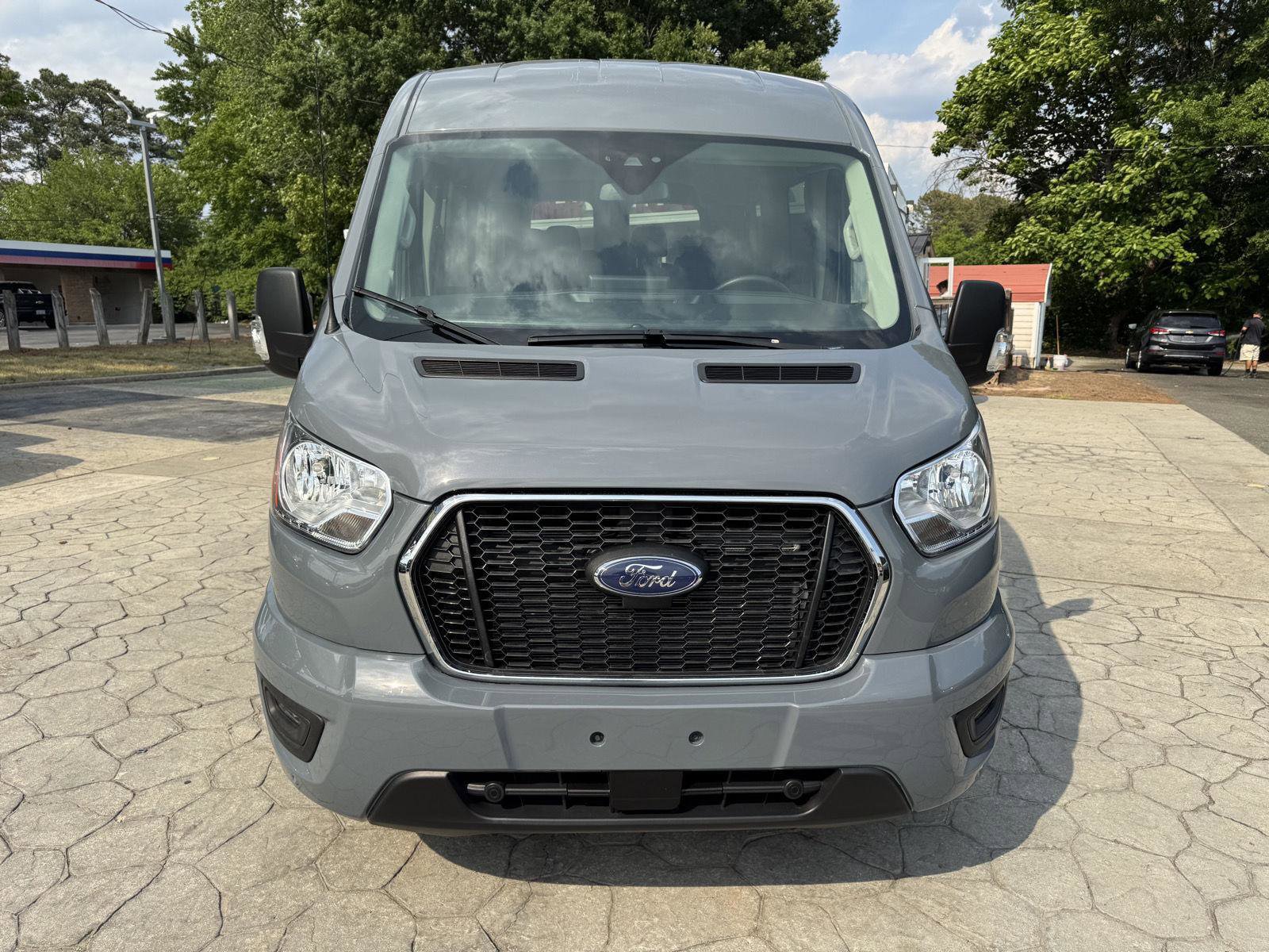 Used 2022 Ford Transit 350 XLT RWD image 15