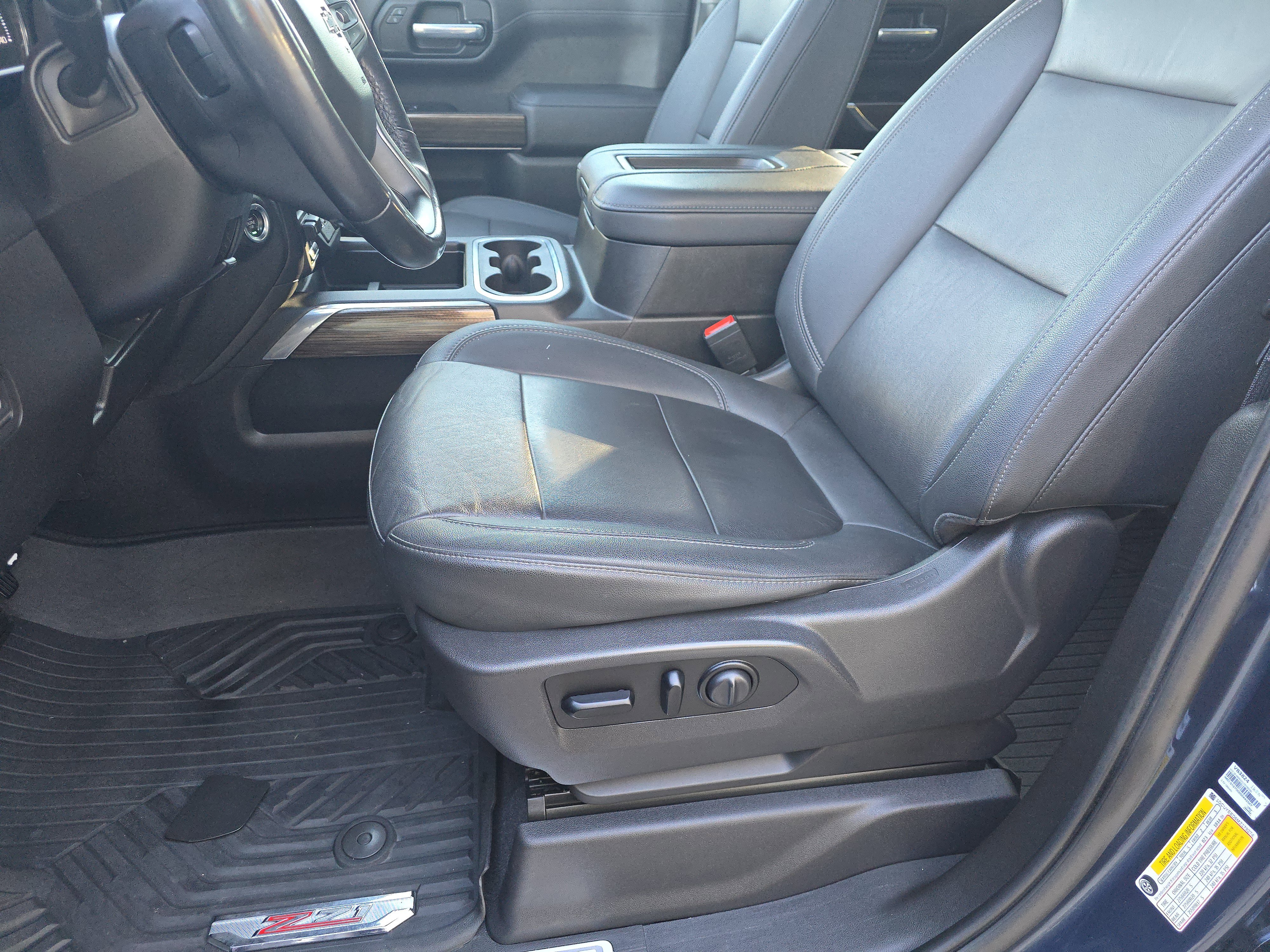 Used 2021 Chevrolet Silverado 1500 RST image 18
