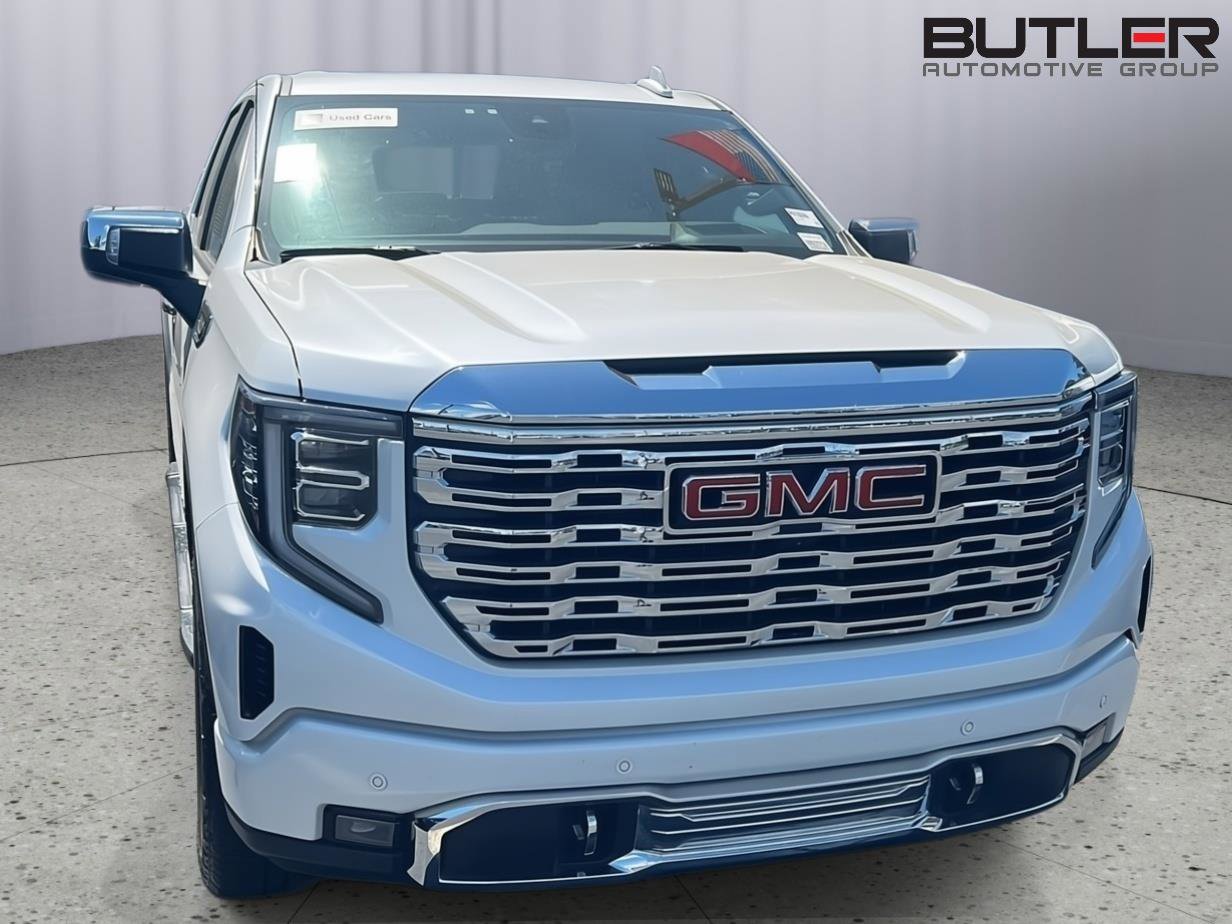 Used 2024 GMC Sierra 1500 Denali w/ Technology Package image 5