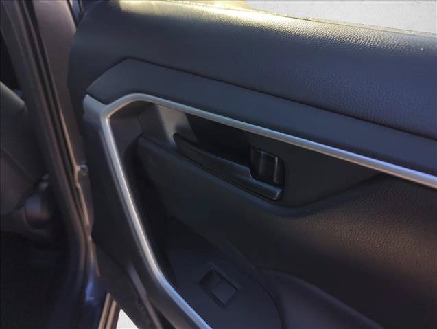Certified 2021 Toyota RAV4 LE FWD image 26