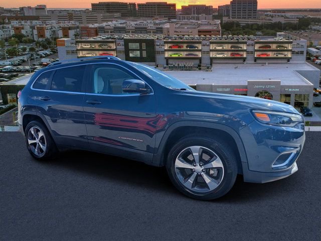Used 2019 Jeep Cherokee Limited w/ Technology Group image 1