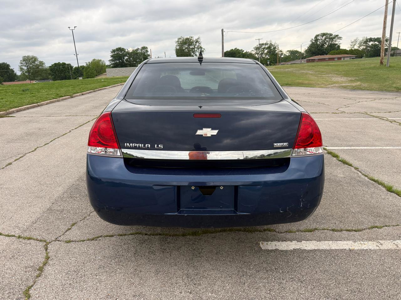 Used 2009 Chevrolet Impala LS FWD image 8