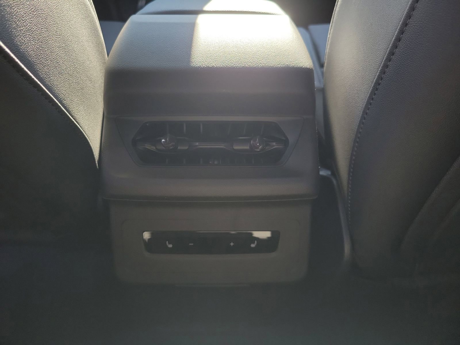 New 2025 Audi Q6 e-tron Premium Plus image 13