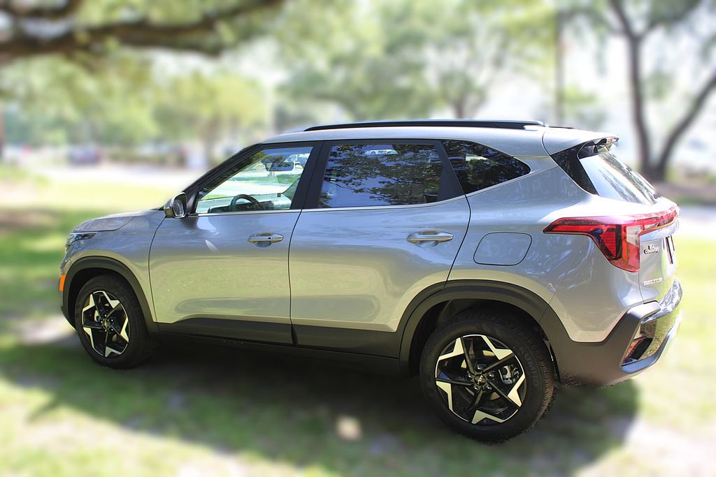 New 2026 Kia Seltos EX image 12
