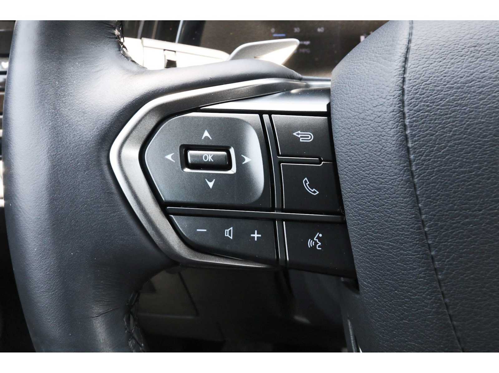 Used 2024 Lexus TX 350 AWD w/ Captains Chair Package image 17