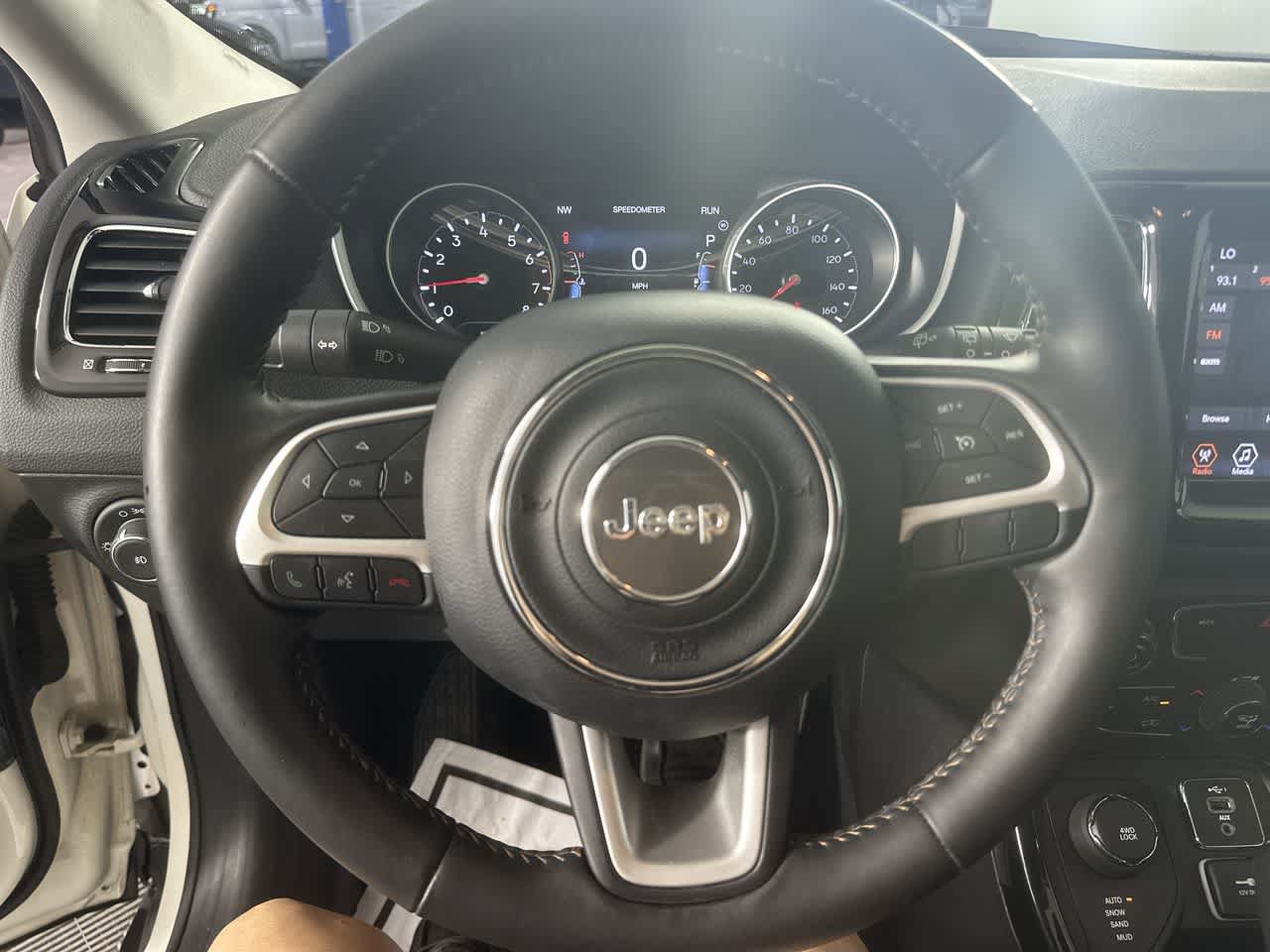 Used 2020 Jeep Compass Limited AWD/4WD image 14