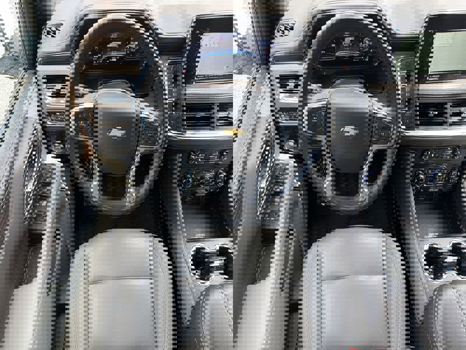 Used 2024 Chevrolet Tahoe LT RWD image 28