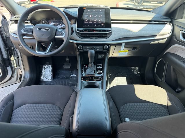 Used 2025 Jeep Compass Sport AWD/4WD image 24