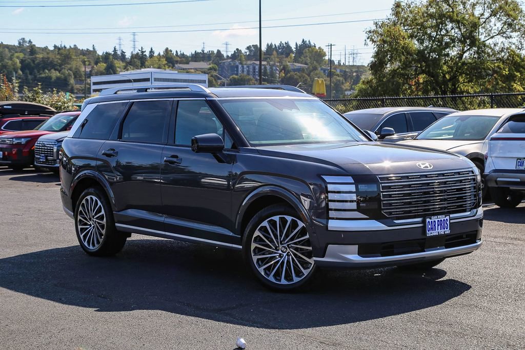 Used 2026 Hyundai Palisade Calligraphy AWD/4WD image 2