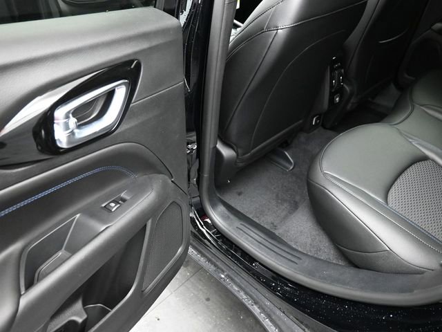 New 2026 Jeep Compass Latitude image 16