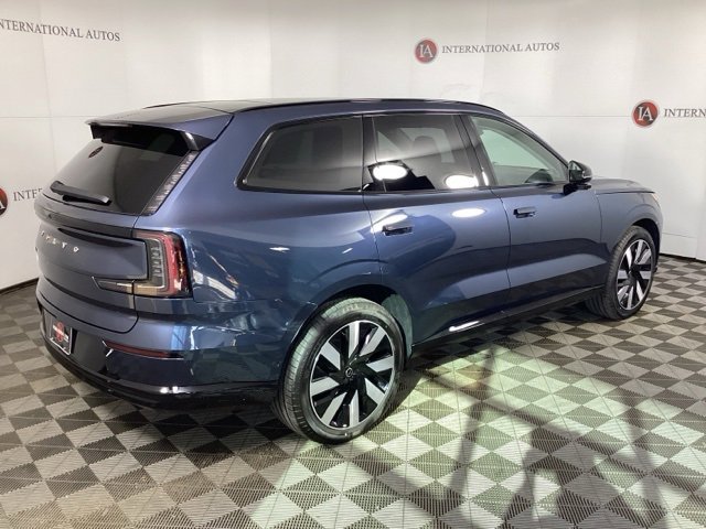 New 2025 Volvo EX90 Ultra image 4