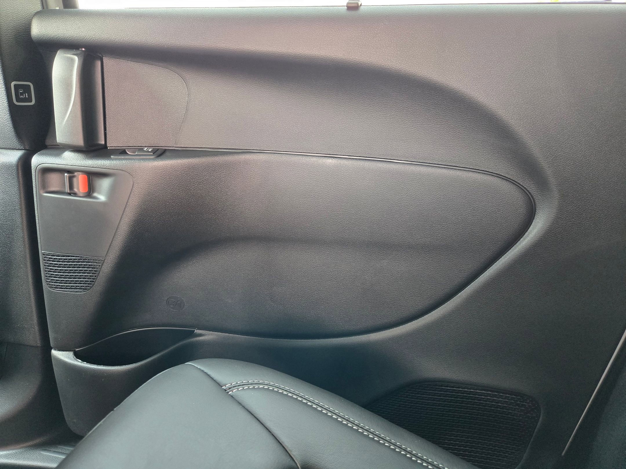 New 2027 Chrysler Pacifica Select FWD image 32