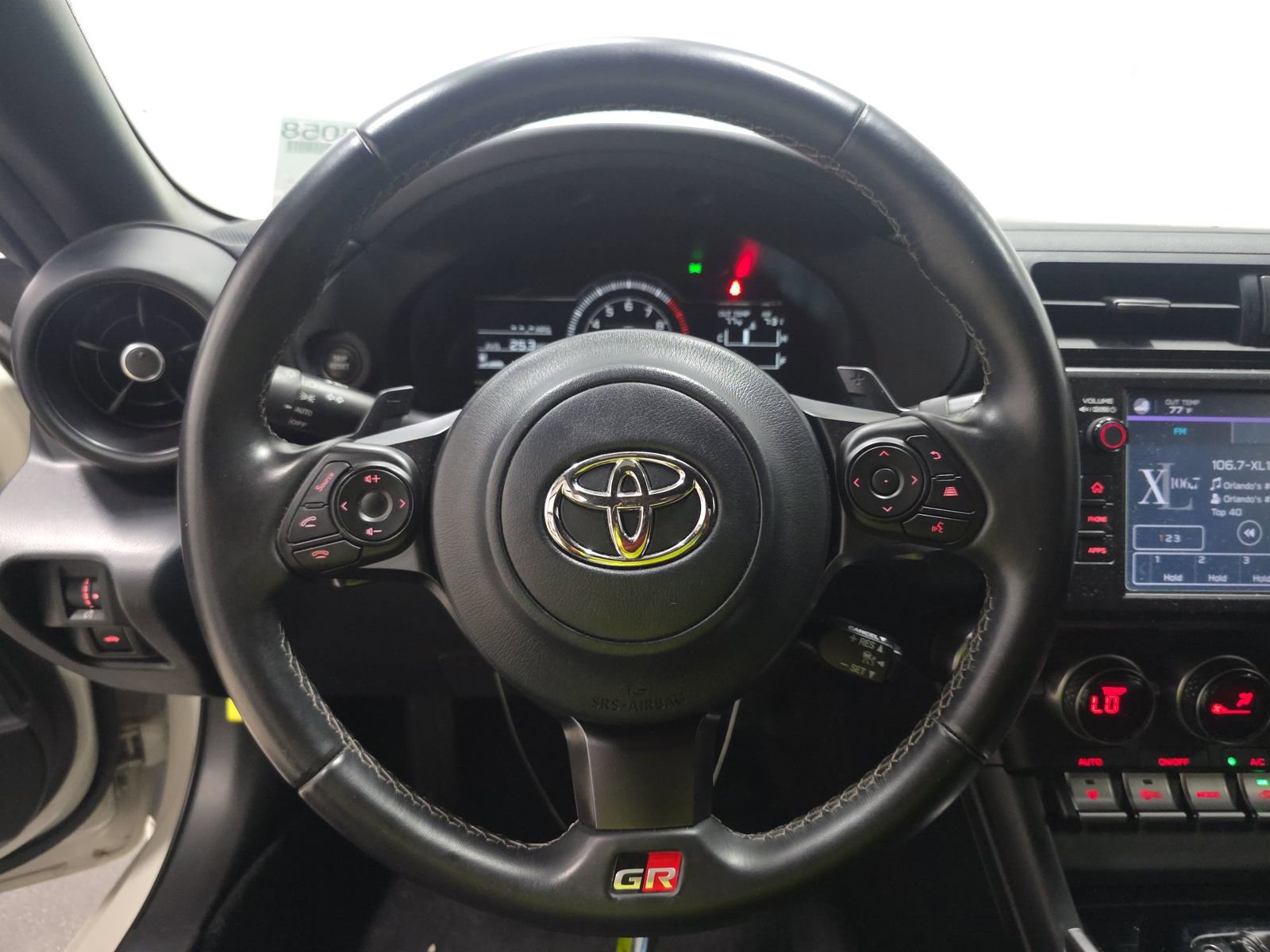 Used 2023 Toyota GR86 RWD image 11