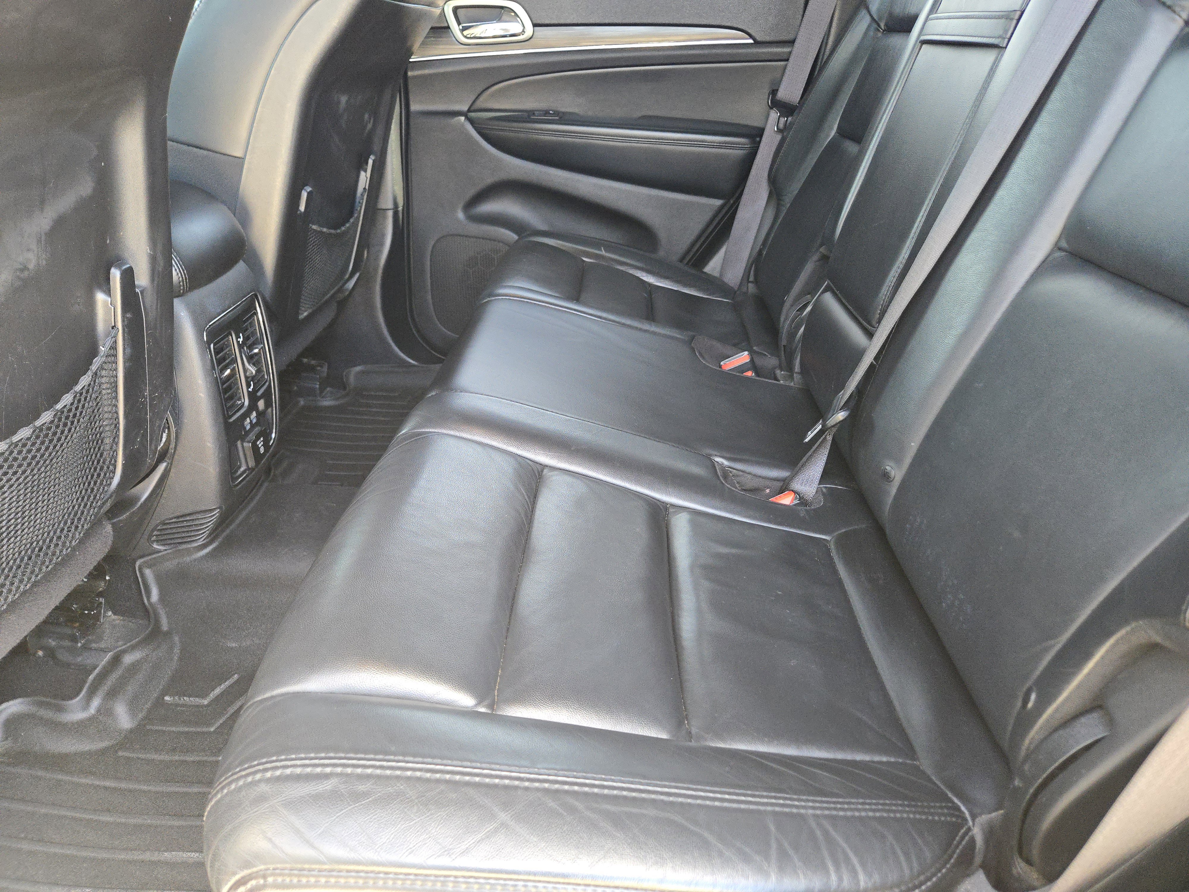 Used 2021 Jeep Grand Cherokee Limited AWD/4WD image 29