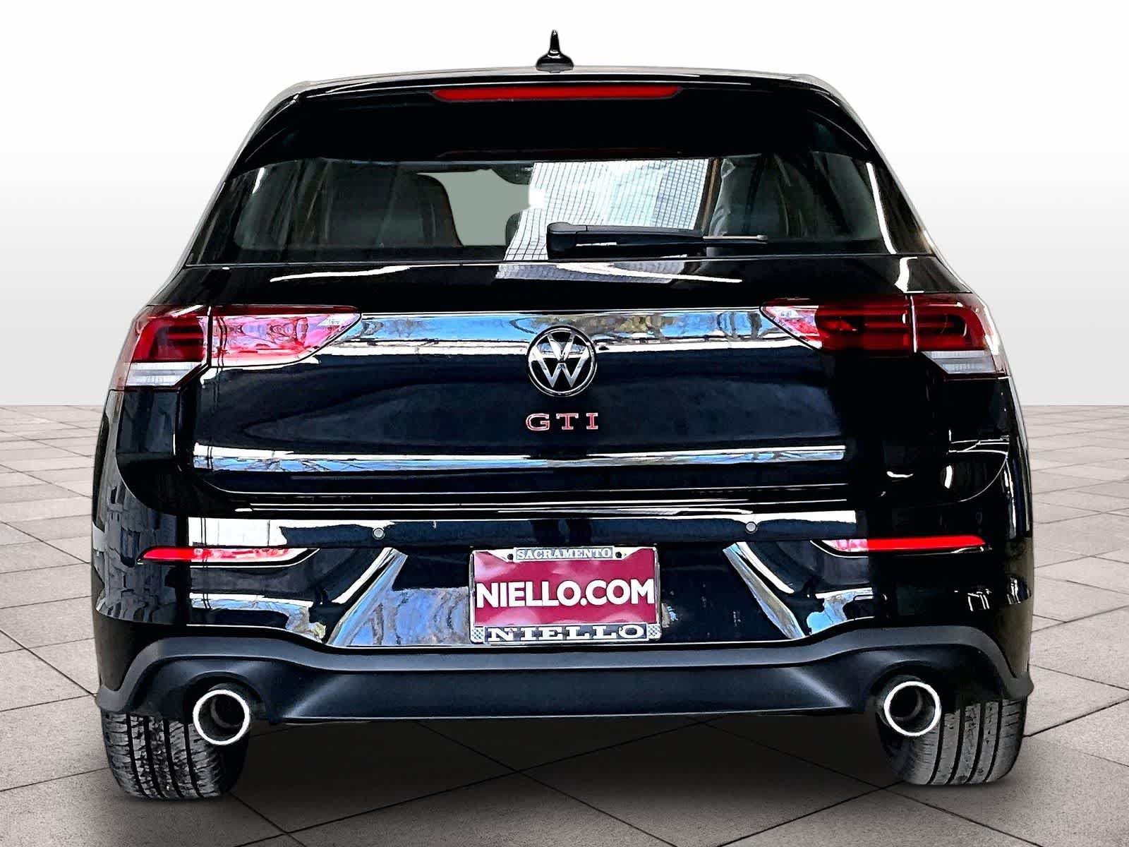 New 2026 Volkswagen GTI SE FWD image 4
