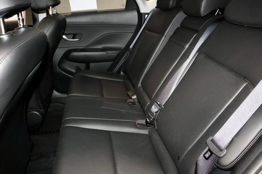 Used 2024 Hyundai Kona Limited AWD/4WD image 22