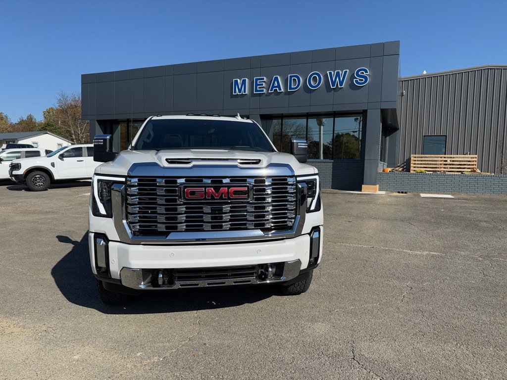 Used 2024 GMC Sierra 2500 Denali w/ Denali Reserve Package image 5