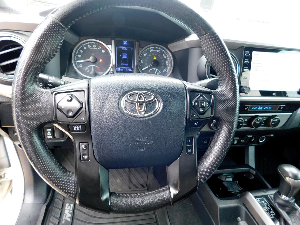 Used 2020 Toyota Tacoma Limited image 10