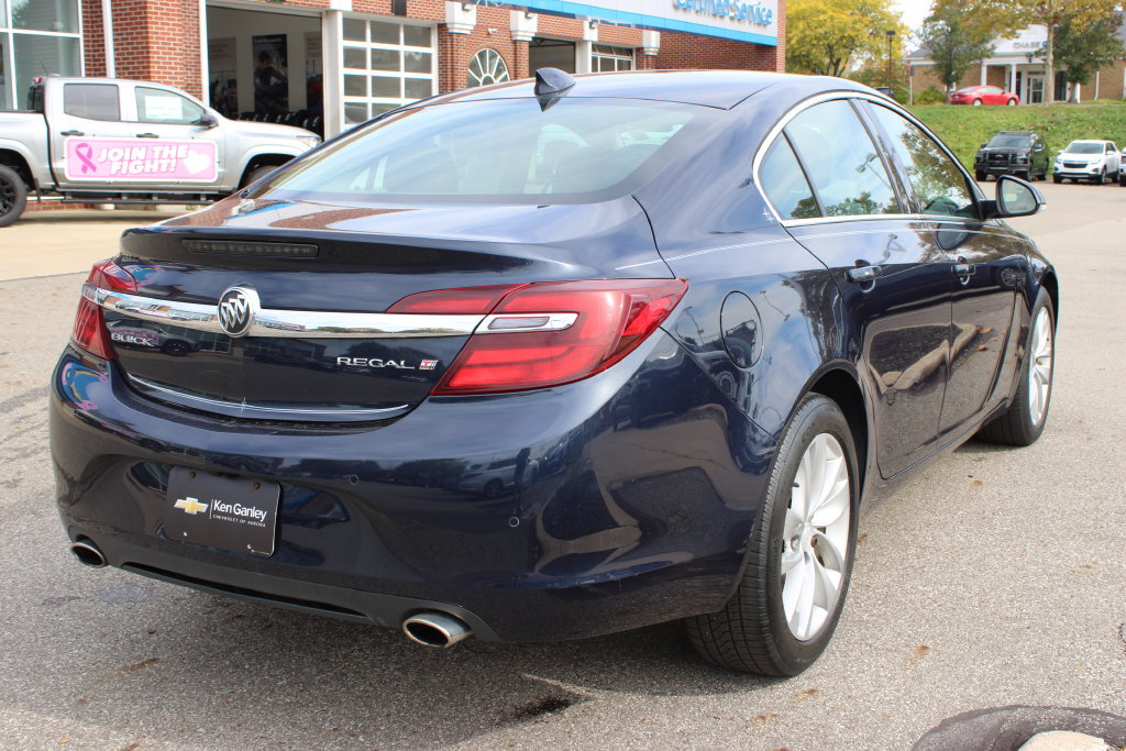 Used 2015 Buick Regal Premium w/ Experience Buick Package FWD image 31
