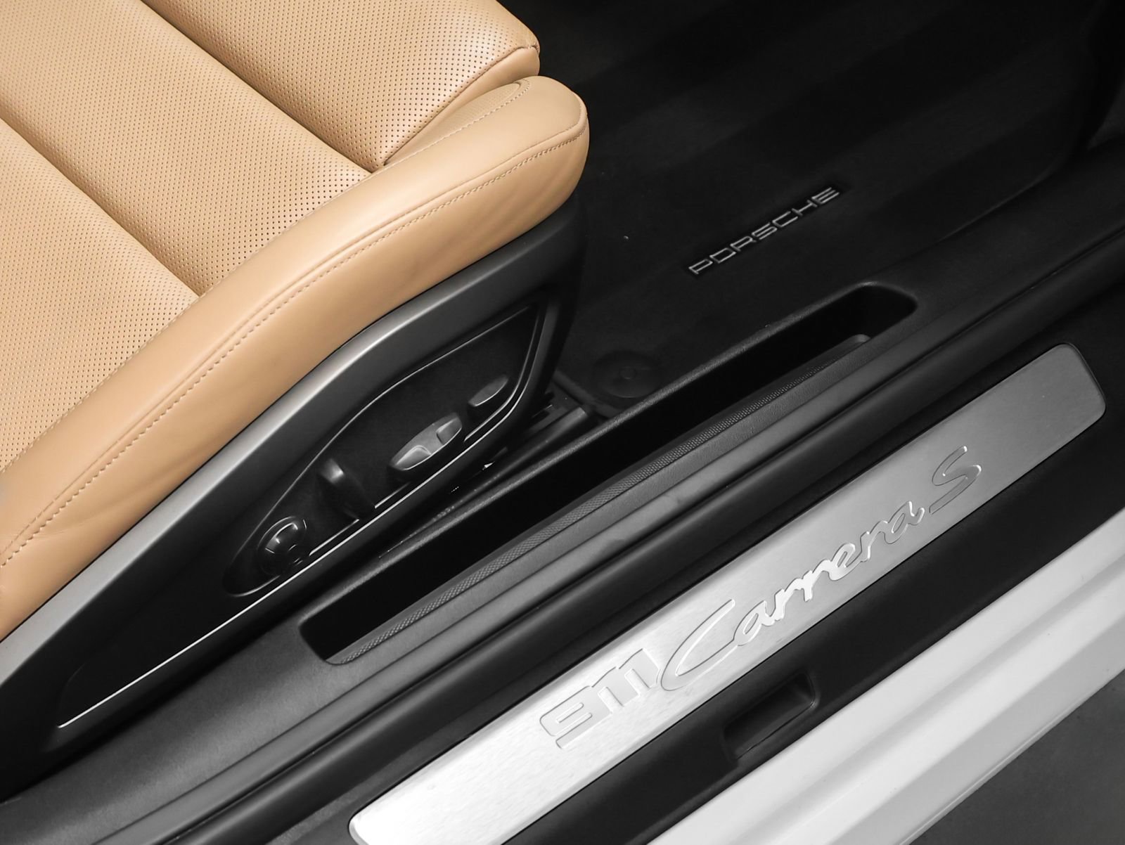 Certified 2021 Porsche 911 Carrera S RWD image 21