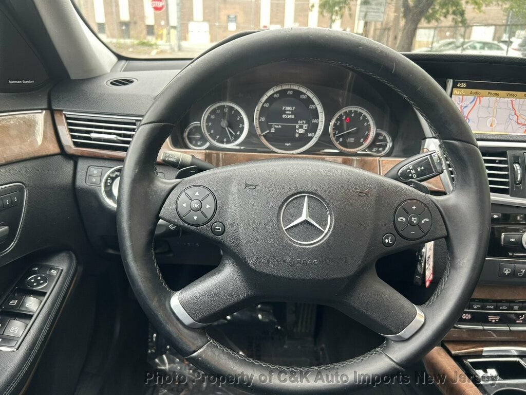 Used 2010 Mercedes-Benz E 350 4MATIC Sedan image 26