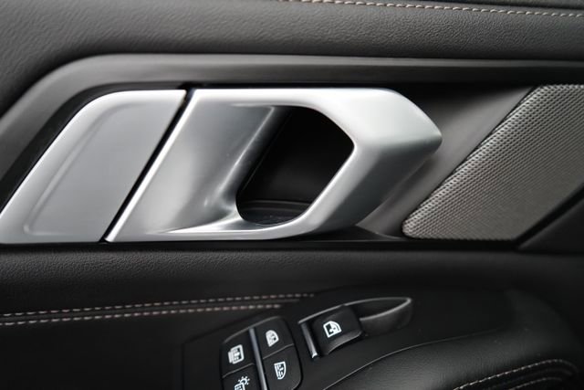 Used 2026 BMW X7 M60i image 86