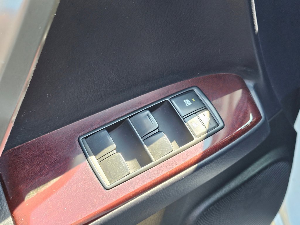 Used 2018 Lexus GX 460 Premium w/ Premium Package image 31