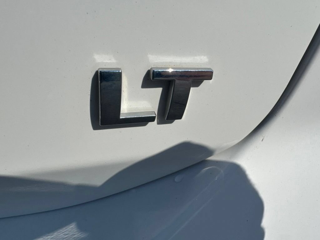 Used 2018 Chevrolet Equinox LT FWD image 20
